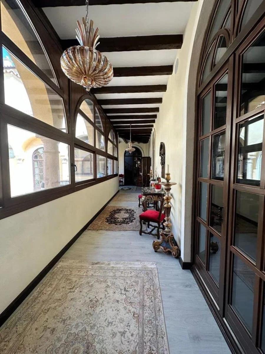 9 soverom Villa til salgs i La Mairena med svømmebasseng garasje - € 12 500 000 (Ref: 9038138)