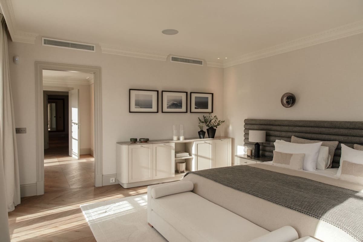 6 soverom Villa til salgs i Nueva Andalucia med svømmebasseng - € 12 500 000 (Ref: 9038139)