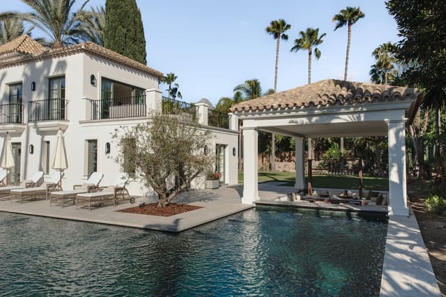 6 soverom Villa til salgs i Las Brisas, Marbella med svømmebasseng - € 12 500 000 (Ref: 9038139)