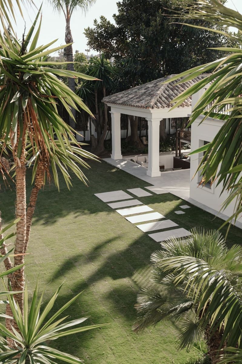 6 soverom Villa til salgs i Nueva Andalucia med svømmebasseng - € 12 500 000 (Ref: 9038139)