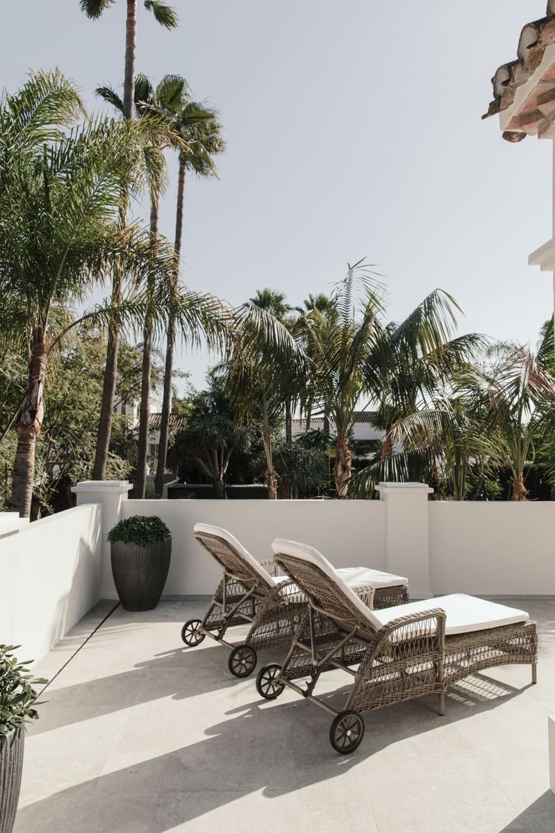 6 soverom Villa til salgs i Nueva Andalucia med svømmebasseng - € 12 500 000 (Ref: 9038139)