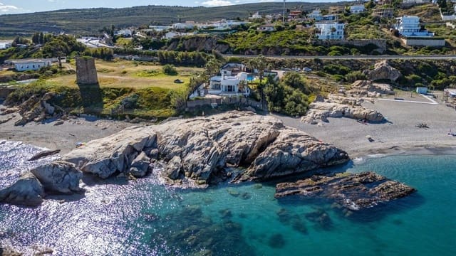 3 soveværelse Villa til salg i Punta de la Chullera, Manilva med swimmingpool garage - € 2.995.000 (Ref: 9038146)