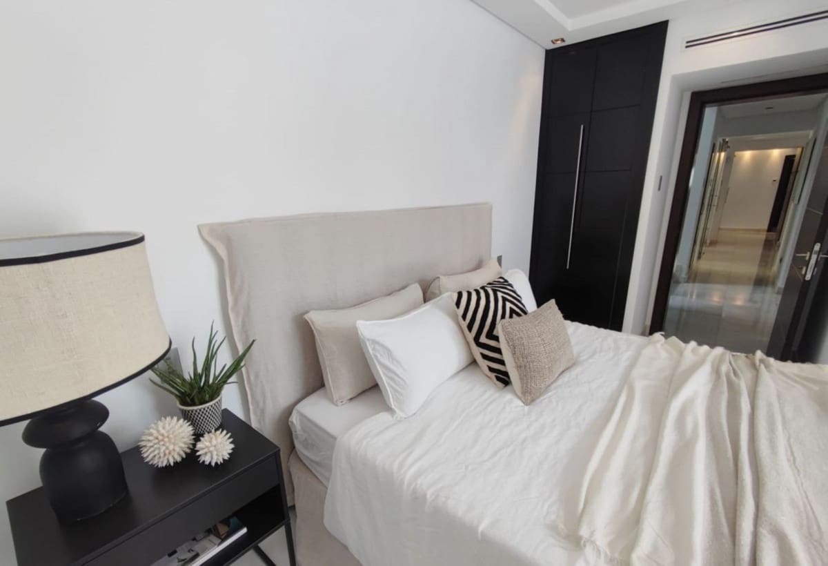 5 soverom Villa til salgs i Nueva Andalucia med svømmebasseng garasje - € 4 495 000 (Ref: 9038147)