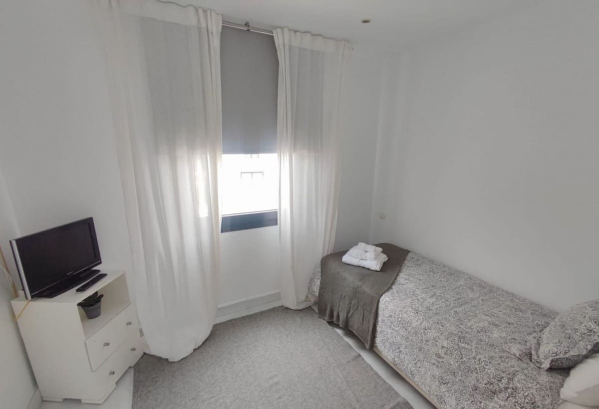 5 soverom Villa til salgs i Nueva Andalucia med svømmebasseng garasje - € 4 495 000 (Ref: 9038147)