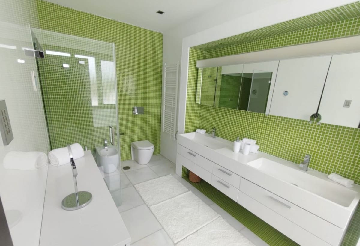 5 soverom Villa til salgs i Nueva Andalucia med svømmebasseng garasje - € 4 495 000 (Ref: 9038147)