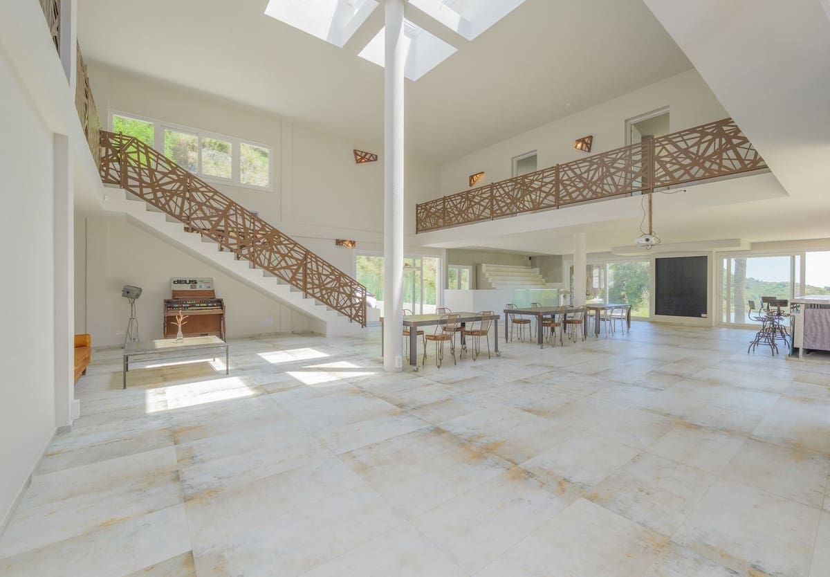 Ubebygd land til salgs i Estepona - € 3 500 000 (Ref: 9038160)