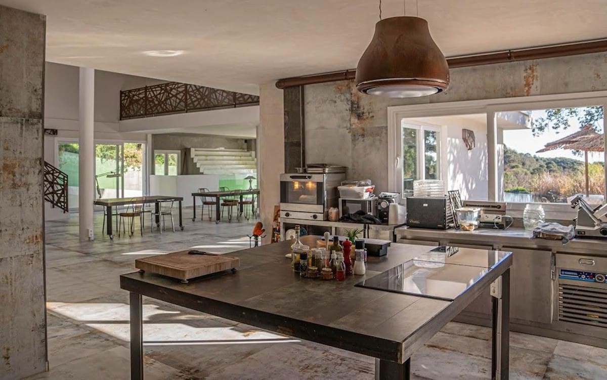 Ubebygd land til salgs i Estepona - € 3 500 000 (Ref: 9038160)