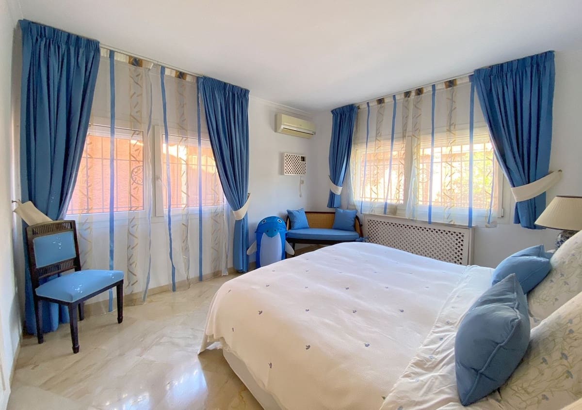 6 soveværelse Villa til salg i Marbella med swimmingpool garage - € 3.500.000 (Ref: 9038163)