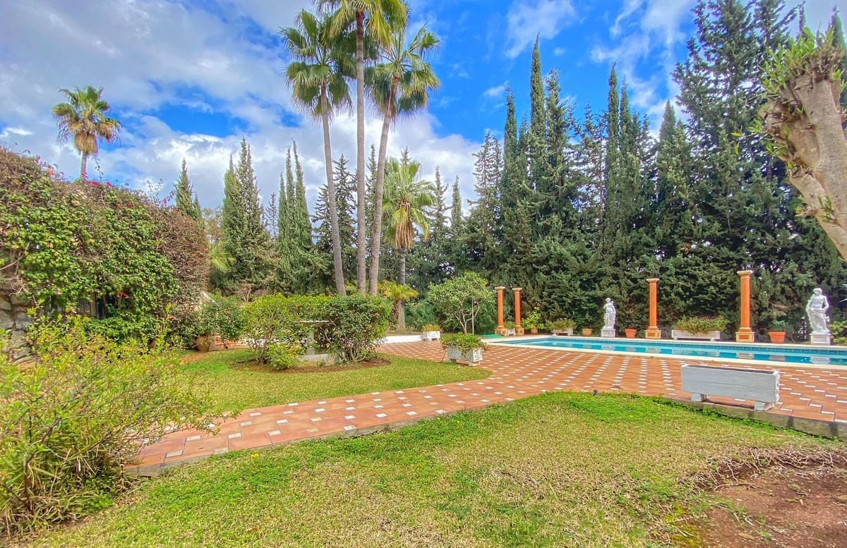 6 soveværelse Villa til salg i Marbella med swimmingpool garage - € 3.500.000 (Ref: 9038163)