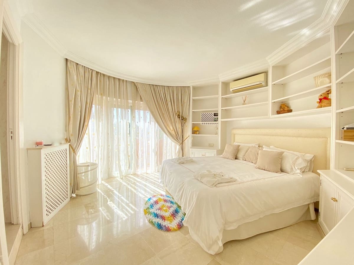 6 soveværelse Villa til salg i Marbella med swimmingpool garage - € 3.500.000 (Ref: 9038163)