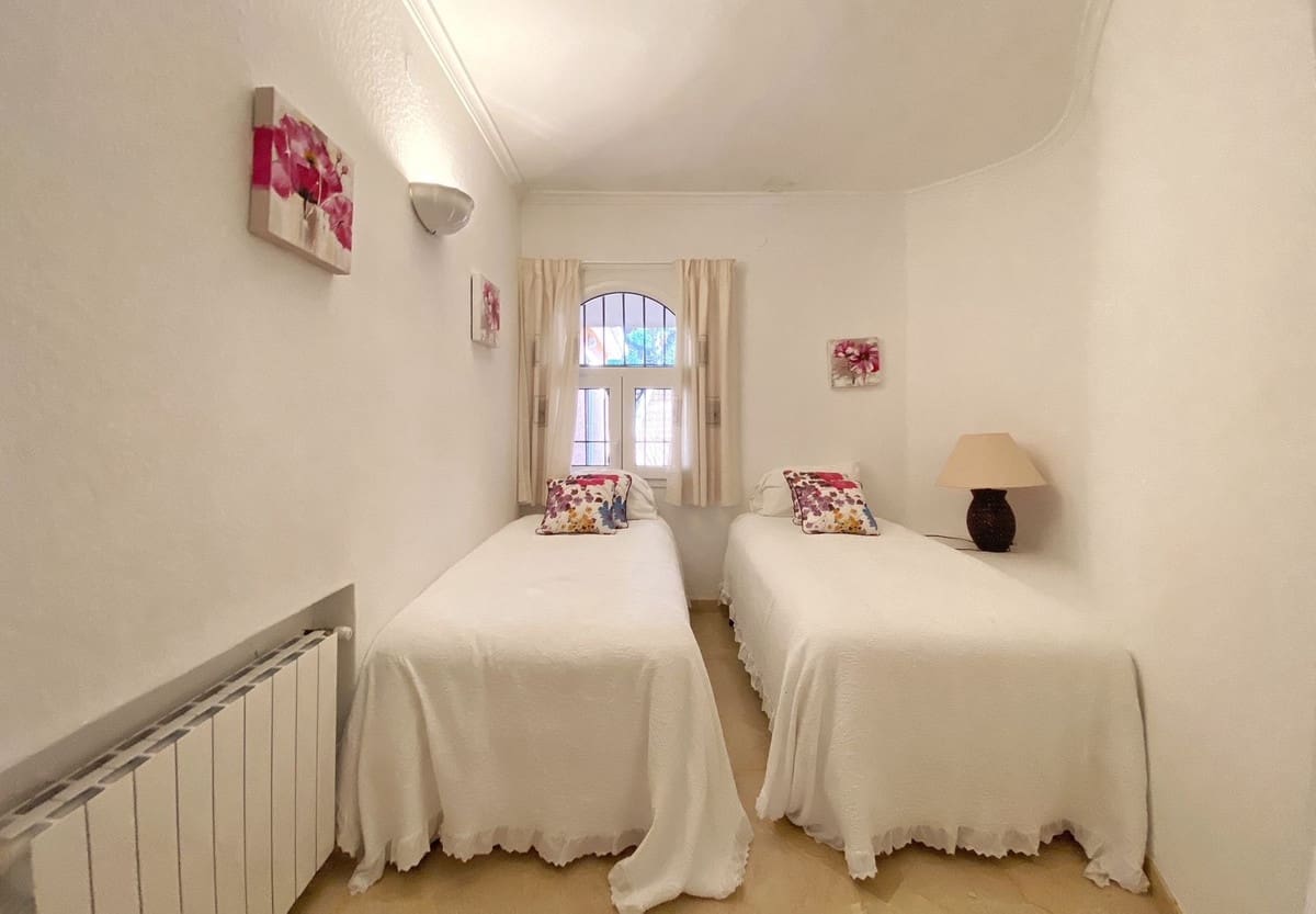 6 soveværelse Villa til salg i Marbella med swimmingpool garage - € 3.500.000 (Ref: 9038163)