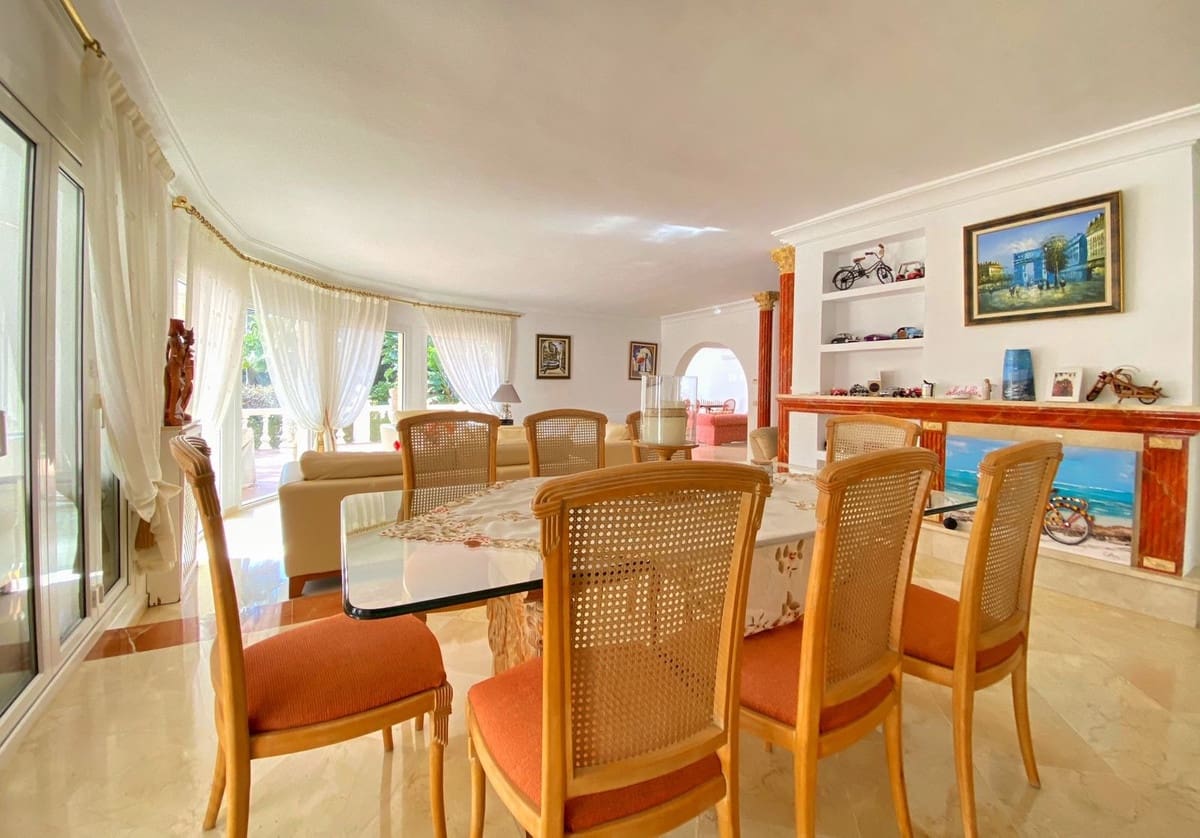 6 soveværelse Villa til salg i Marbella med swimmingpool garage - € 3.500.000 (Ref: 9038163)