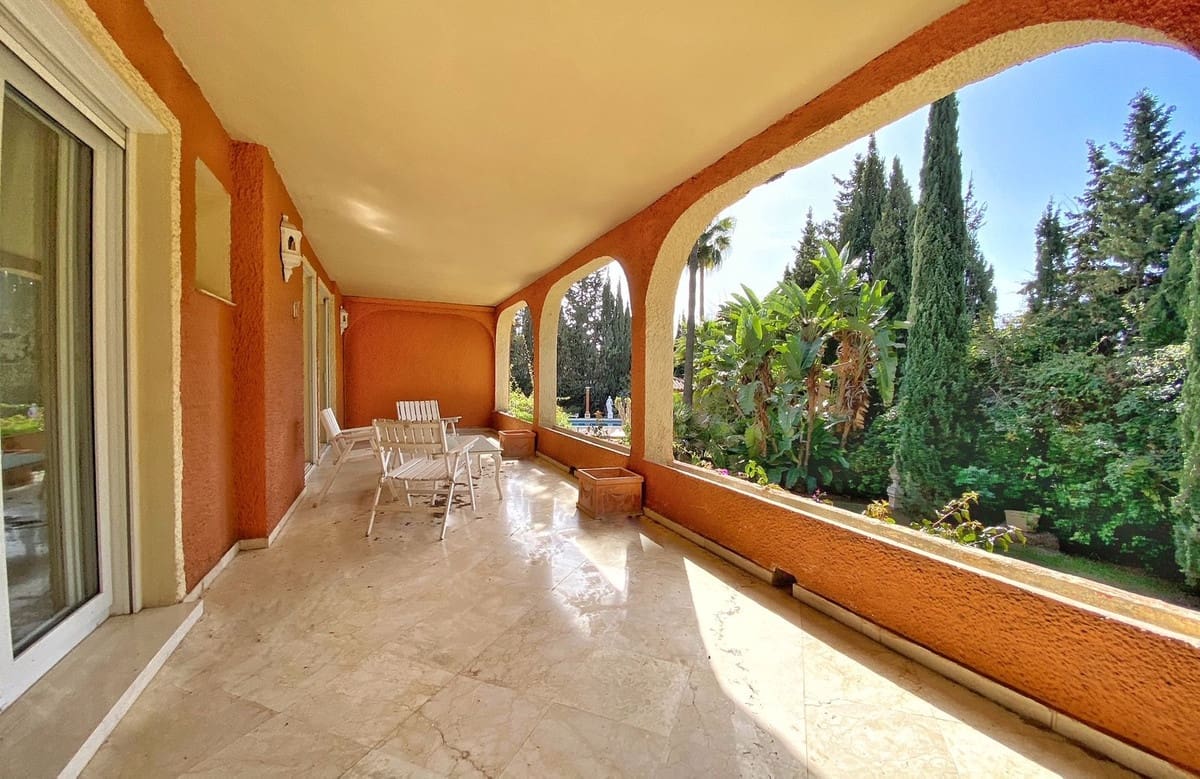 6 soveværelse Villa til salg i Marbella med swimmingpool garage - € 3.500.000 (Ref: 9038163)