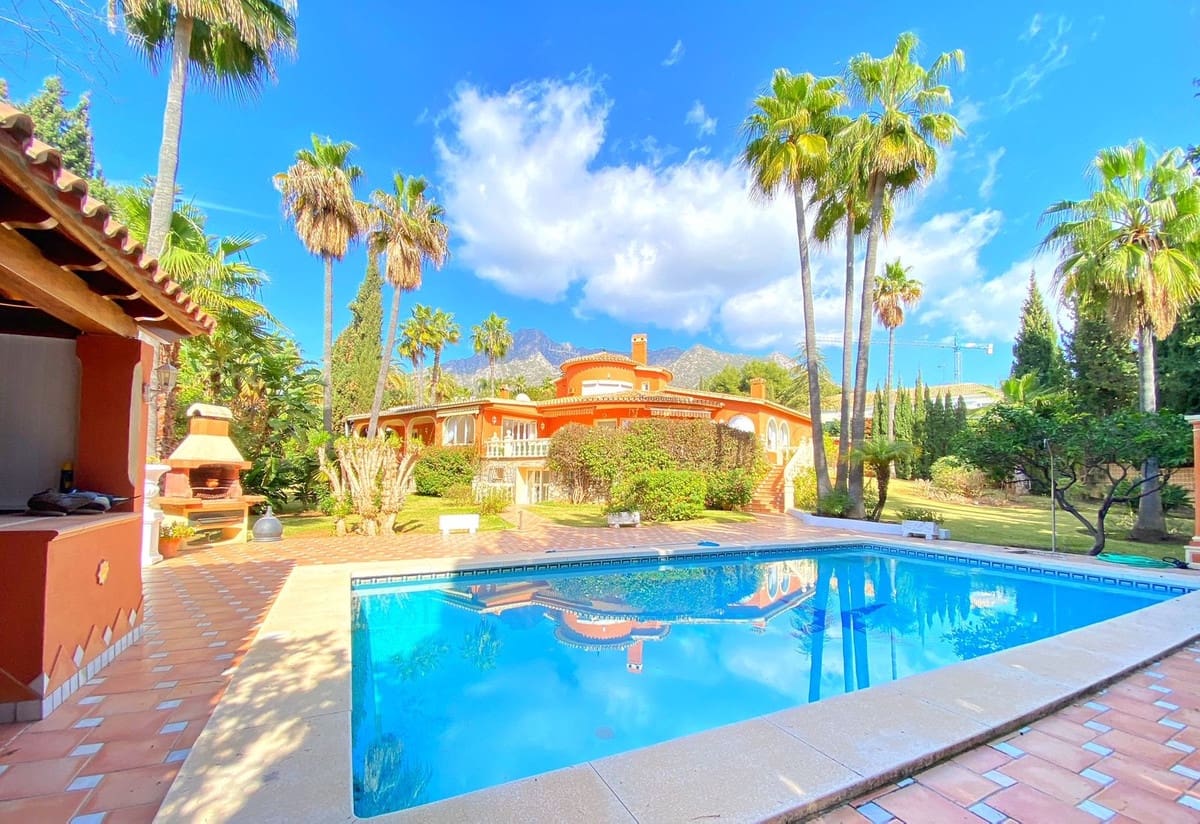 6 soveværelse Villa til salg i Marbella med swimmingpool garage - € 3.500.000 (Ref: 9038163)