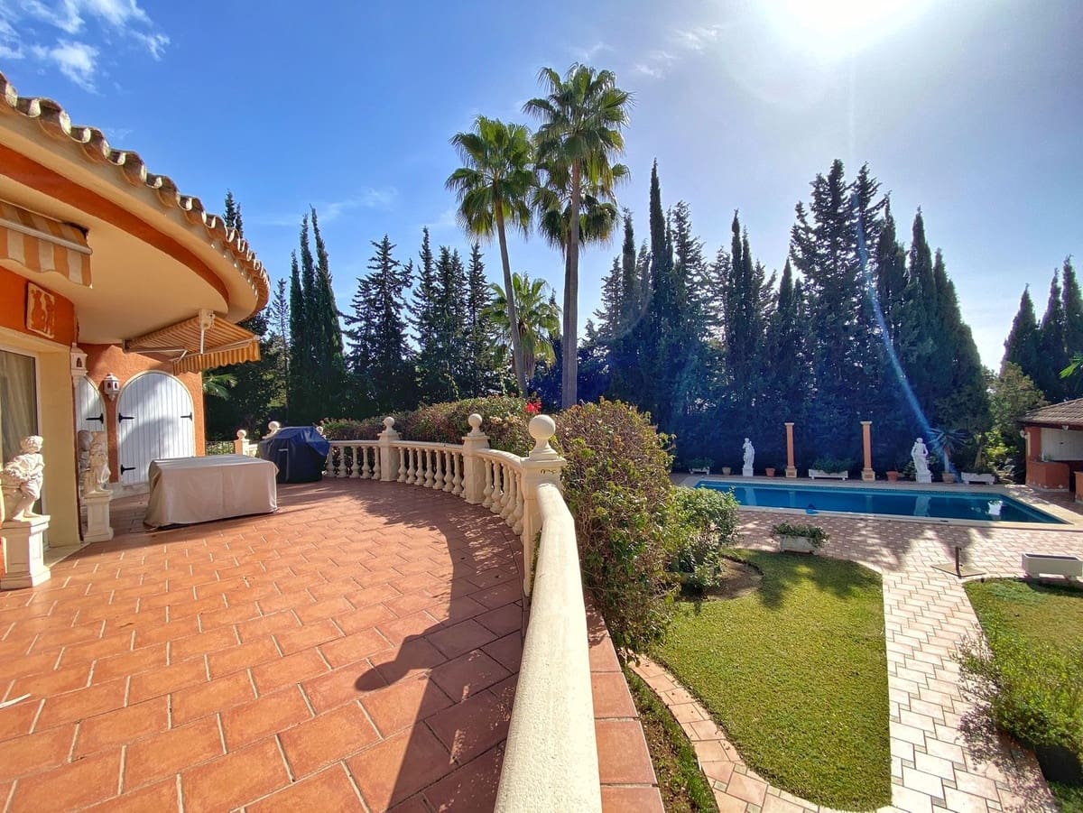 6 soveværelse Villa til salg i Marbella med swimmingpool garage - € 3.500.000 (Ref: 9038163)