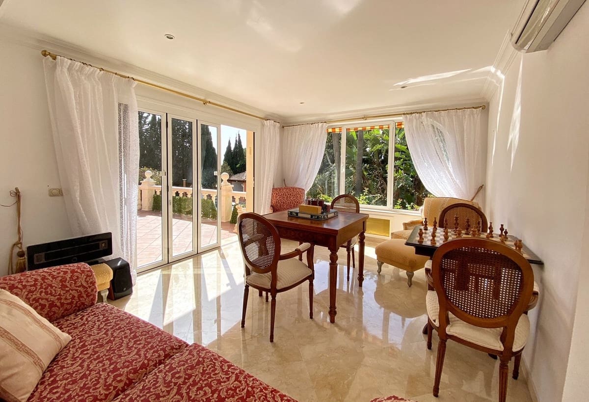 6 soveværelse Villa til salg i Marbella med swimmingpool garage - € 3.500.000 (Ref: 9038163)