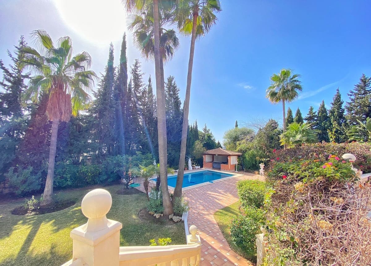 6 soveværelse Villa til salg i Marbella med swimmingpool garage - € 3.500.000 (Ref: 9038163)