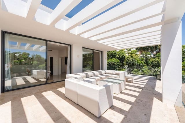 5 bedroom Villa for sale in La Quinta, Benahavís with pool garage - € 3,750,000 (Ref: 9038175)