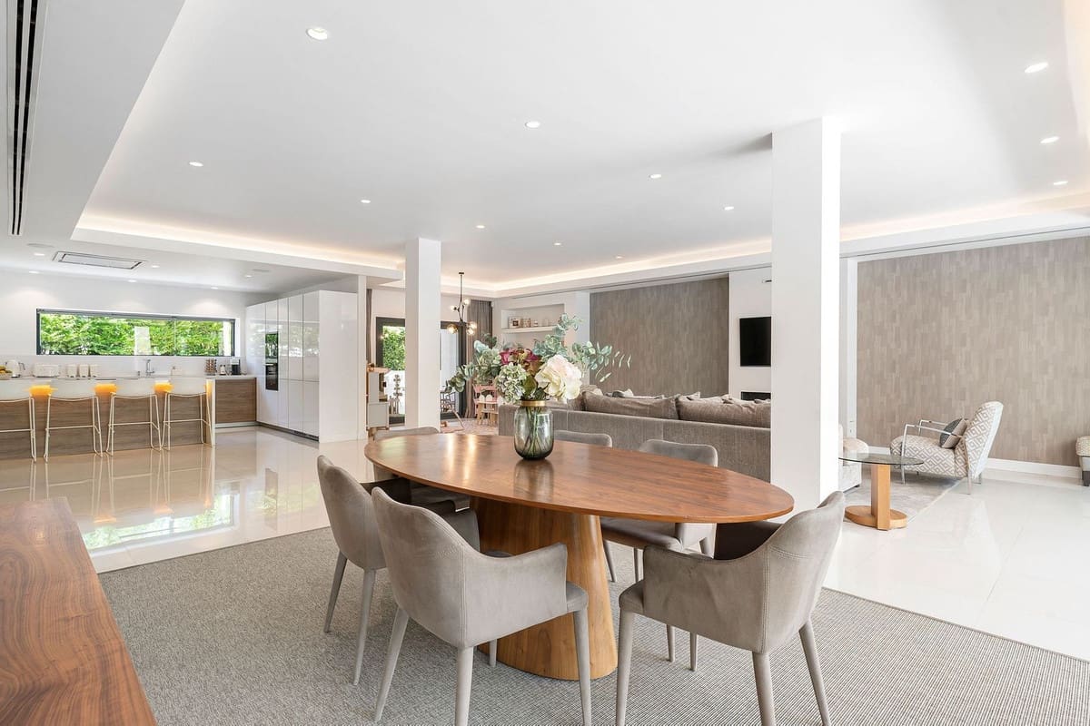 5 sypialnia Willa na sprzedaż w La Quinta z basenem garażem - 3 750 000 € (Ref: 9038175)