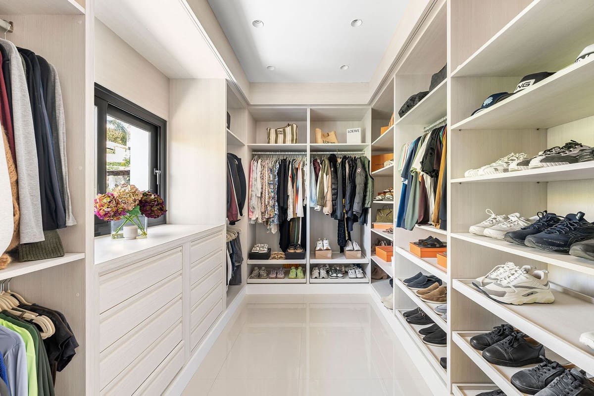 5 sypialnia Willa na sprzedaż w La Quinta z basenem garażem - 3 750 000 € (Ref: 9038175)