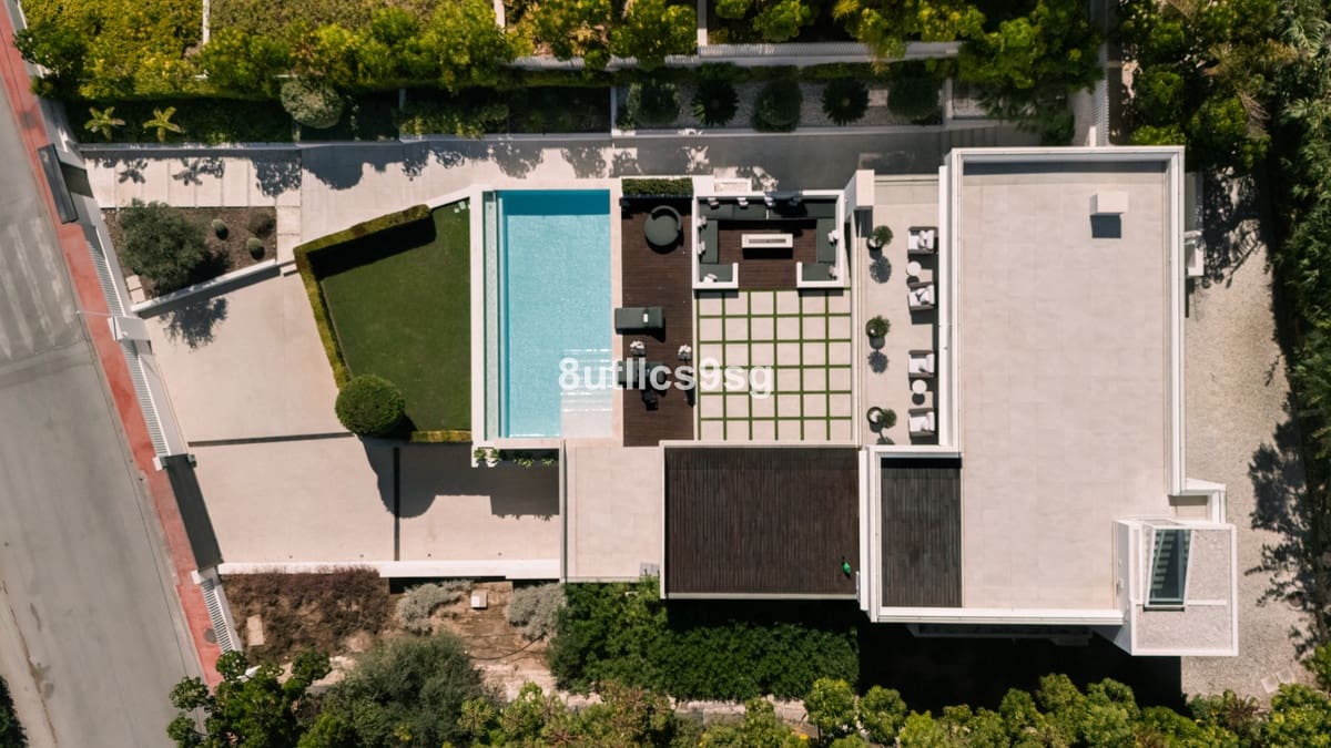 5 sypialnia Willa na sprzedaż w Nueva Andalucia - 4 995 000 € (Ref: 9038181)