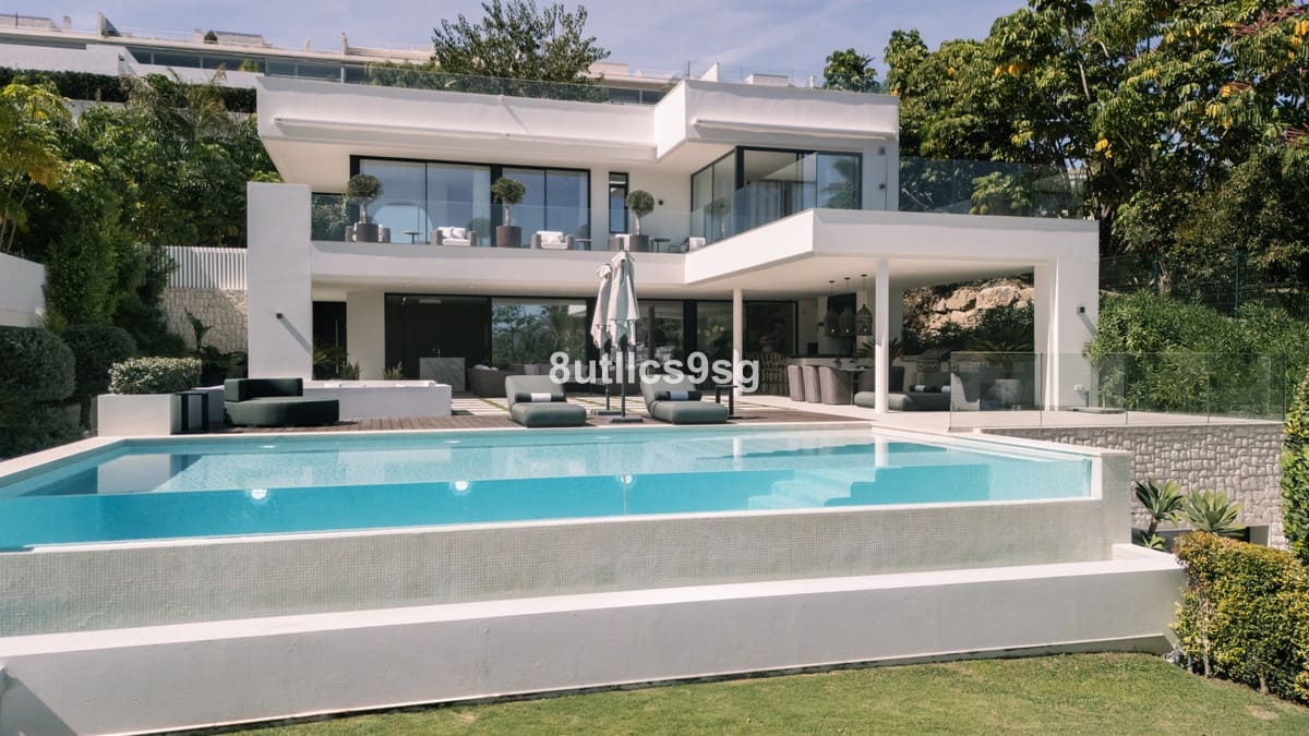 5 sypialnia Willa na sprzedaż w Nueva Andalucia - 4 995 000 € (Ref: 9038181)