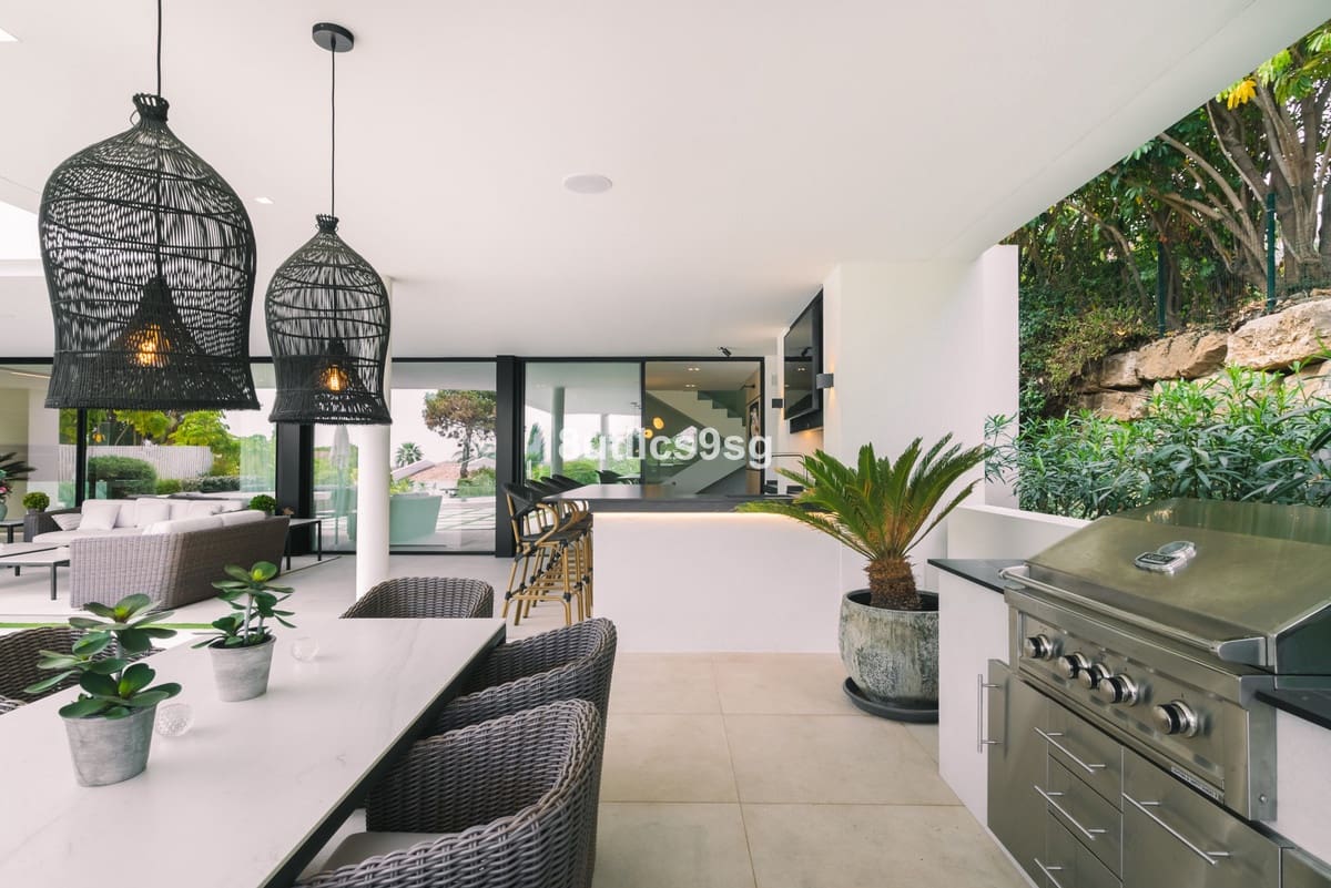 5 sypialnia Willa na sprzedaż w Nueva Andalucia - 4 995 000 € (Ref: 9038181)