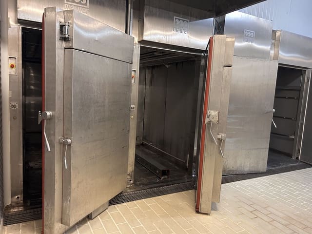 12 bedroom Business for sale in Antequera with garage - € 3,200,000 (Ref: 9038206)