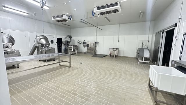 12 bedroom Business for sale in Antequera with garage - € 3,200,000 (Ref: 9038206)