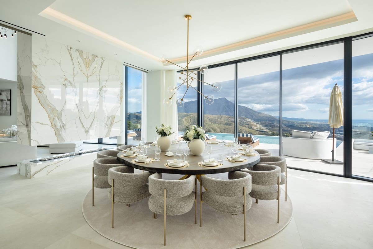 9 soveværelse Villa til salg i Benahavis med swimmingpool - € 30.000.000 (Ref: 9130691)