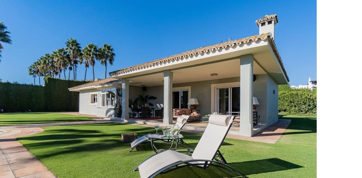 5 soverom Villa til salgs i Sotogrande med svømmebasseng garasje - € 2 650 000 (Ref: 9153764)