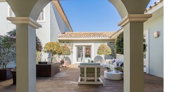 5 quarto Moradia para venda em San Enrique - Guadiaro -  Pueblo Nuevo, San Roque com piscina garagem - 2 650 000 € (Ref: 9153764)