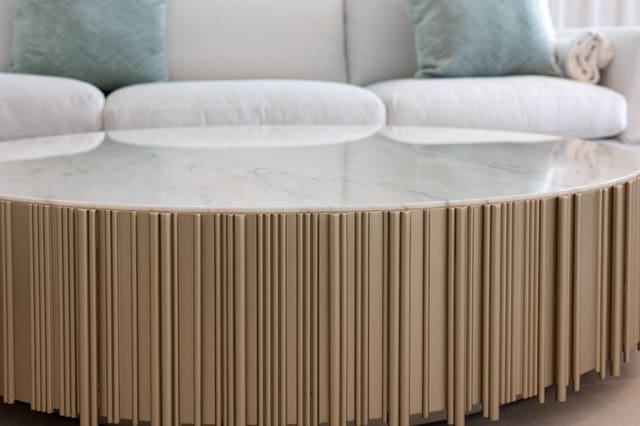 4 sypialnia Willa na sprzedaż w Puerto Banus, Marbella z basenem garażem - 3 200 000 € (Ref: 9156038)