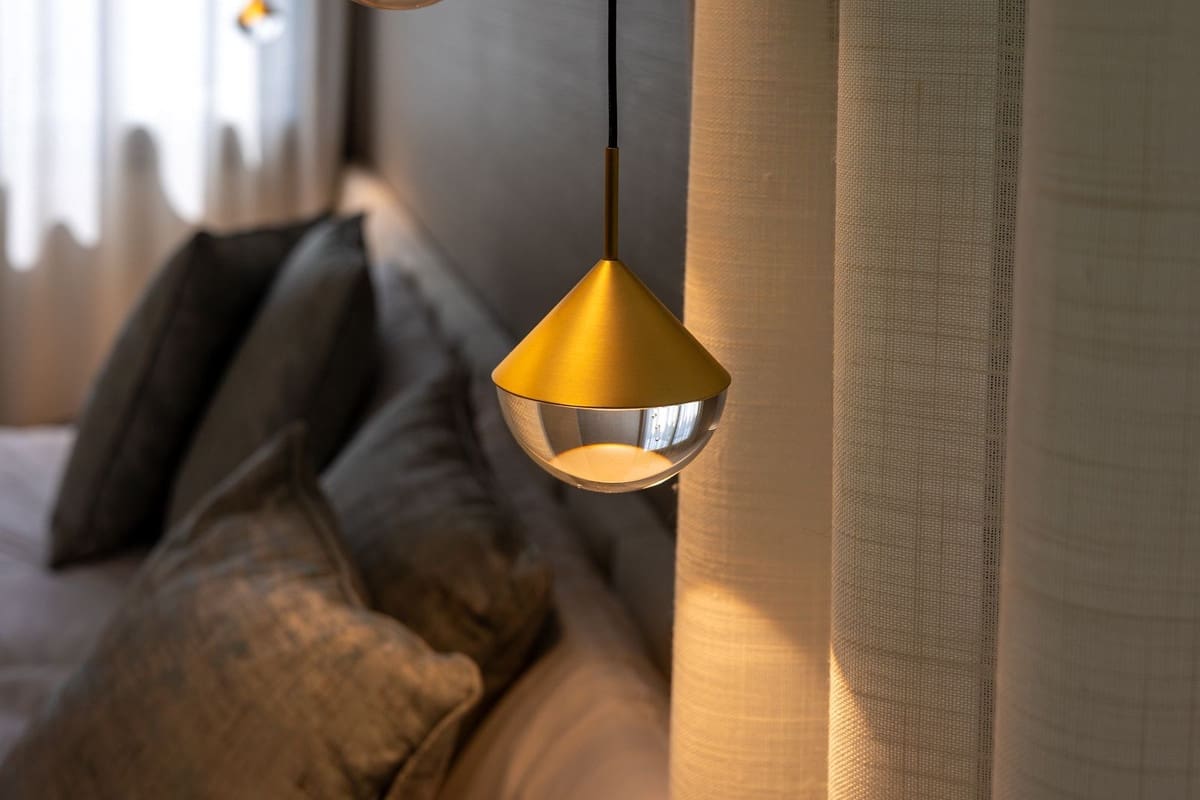 4 sypialnia Willa na sprzedaż w Puerto Banus z basenem garażem - 3 200 000 € (Ref: 9156038)