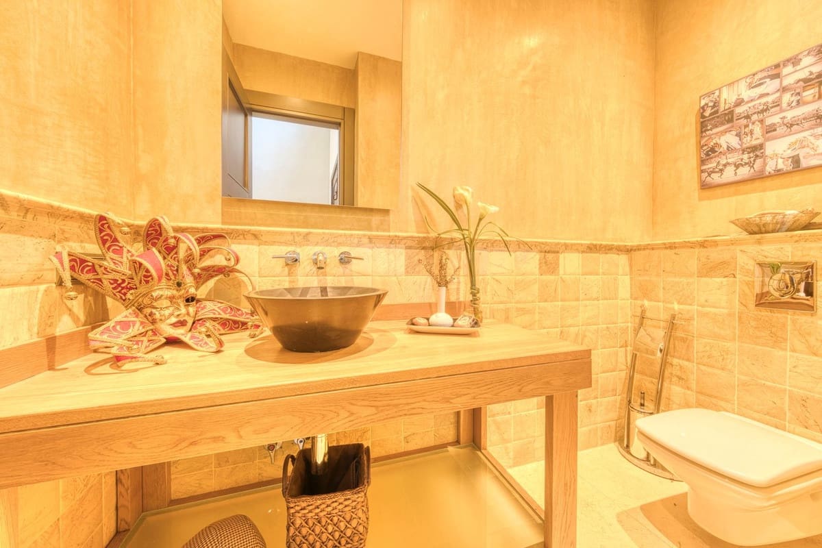 5 sypialnia Willa na sprzedaż w Sotogrande z basenem garażem - 3 750 000 € (Ref: 9156048)