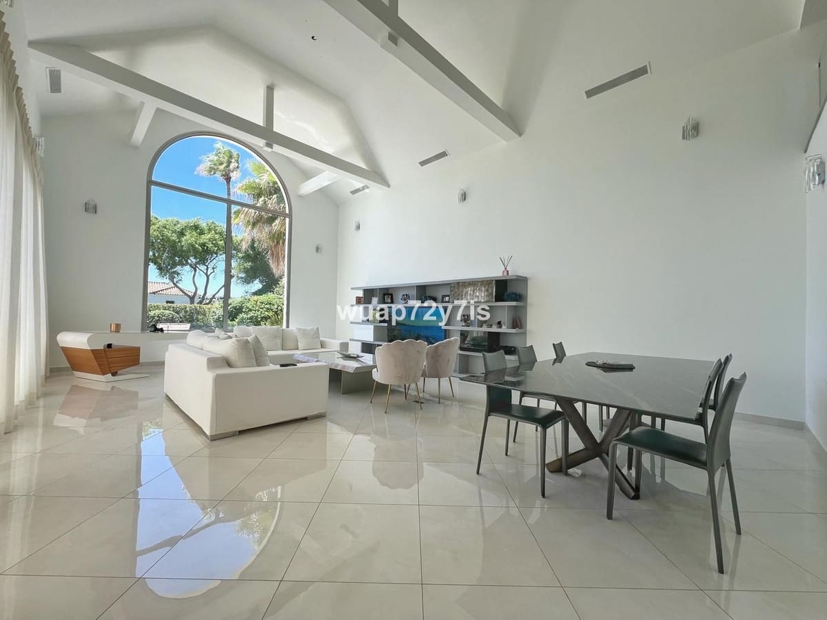 5 sypialnia Willa na sprzedaż w Sotogrande z basenem garażem - 2 195 000 € (Ref: 9156051)