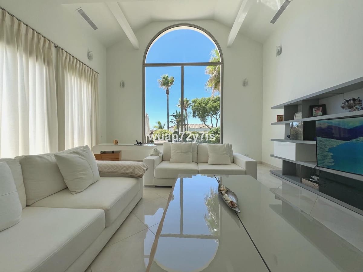 5 sypialnia Willa na sprzedaż w Sotogrande z basenem garażem - 2 195 000 € (Ref: 9156051)