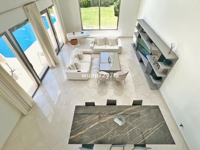 5 quarto Moradia para venda em Sotogrande Alto, San Roque com piscina garagem - 2 195 000 € (Ref: 9156051)