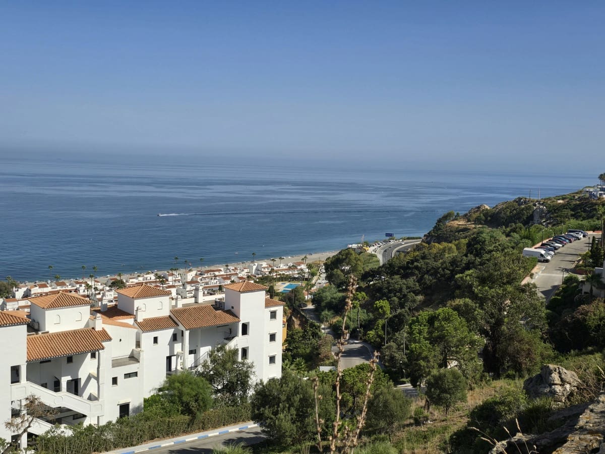 Ubebygd land til salgs i Manilva - € 740 340 (Ref: 9159302)