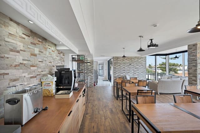 16 soverom Villa til salgs i El Chaparral, Mijas med svømmebasseng garasje - € 3 500 000 (Ref: 9160865)