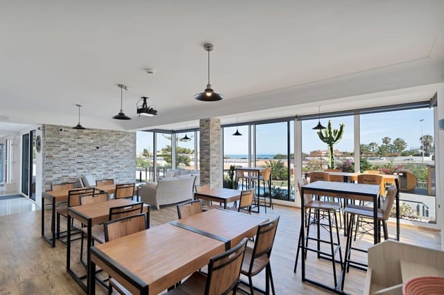 16 soverom Villa til salgs i El Chaparral, Mijas med svømmebasseng garasje - € 3 500 000 (Ref: 9160865)