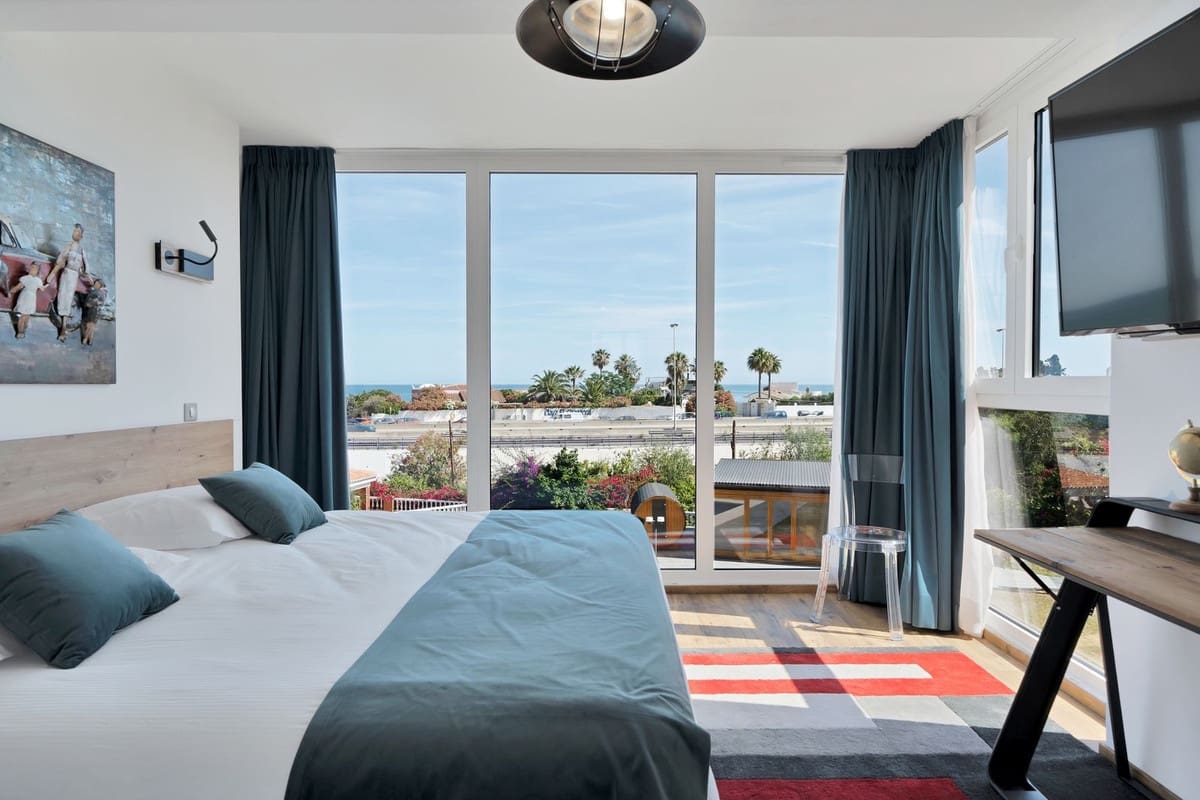 16 soverom Villa til salgs i El Chaparral med svømmebasseng garasje - € 3 500 000 (Ref: 9160865)