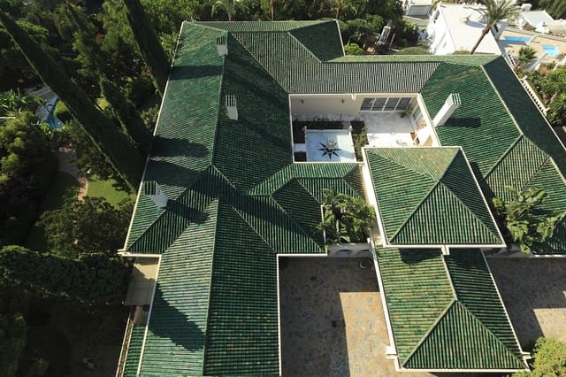 10 sypialnia Willa na sprzedaż w Río Real, Marbella z basenem garażem - 10 000 000 € (Ref: 9163564)