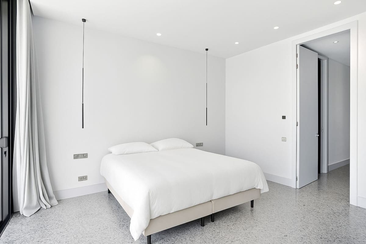 4 sypialnia Willa na sprzedaż w Elviria z basenem garażem - 4 895 000 € (Ref: 9171208)