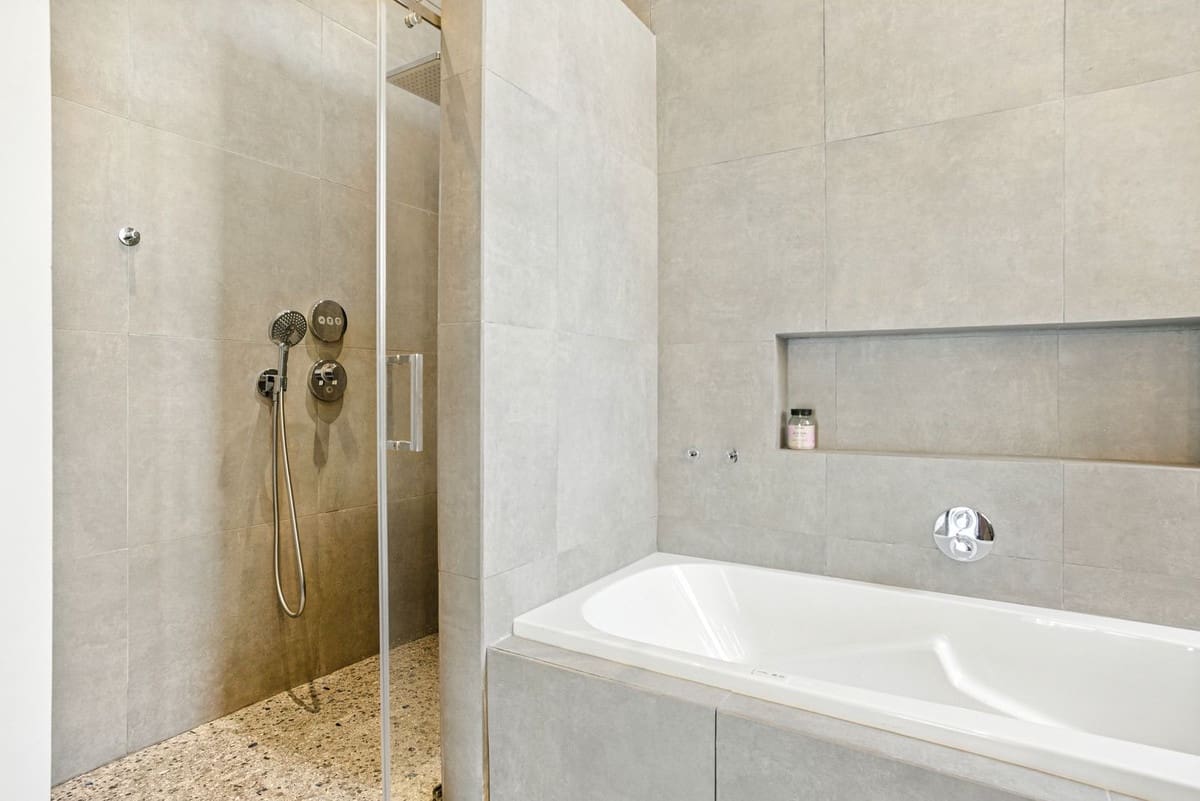 4 sypialnia Willa na sprzedaż w Elviria z basenem garażem - 4 895 000 € (Ref: 9171208)