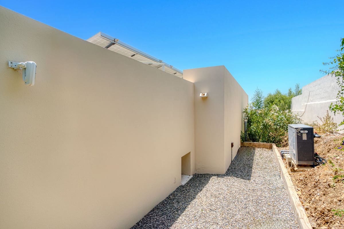 4 sypialnia Willa na sprzedaż w Elviria z basenem garażem - 4 895 000 € (Ref: 9171208)