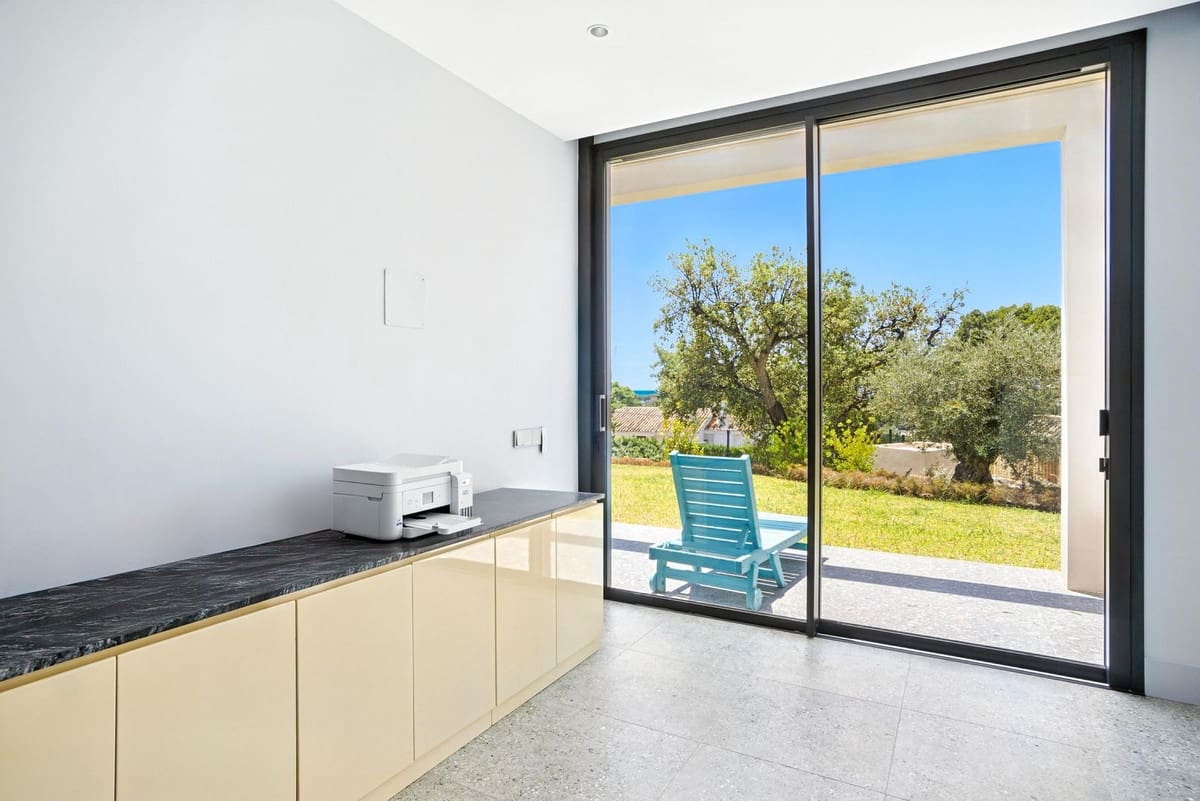 4 sypialnia Willa na sprzedaż w Elviria z basenem garażem - 4 895 000 € (Ref: 9171208)