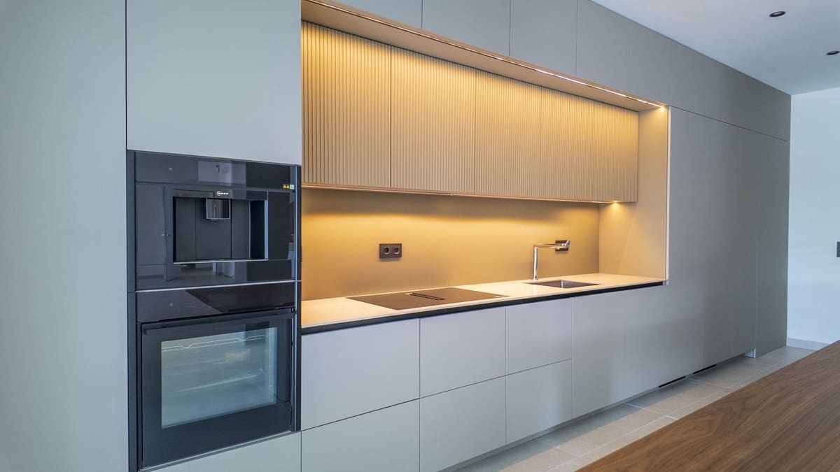 3 soverom Villa til salgs i Sotogrande med svømmebasseng garasje - € 2 580 000 (Ref: 9171210)