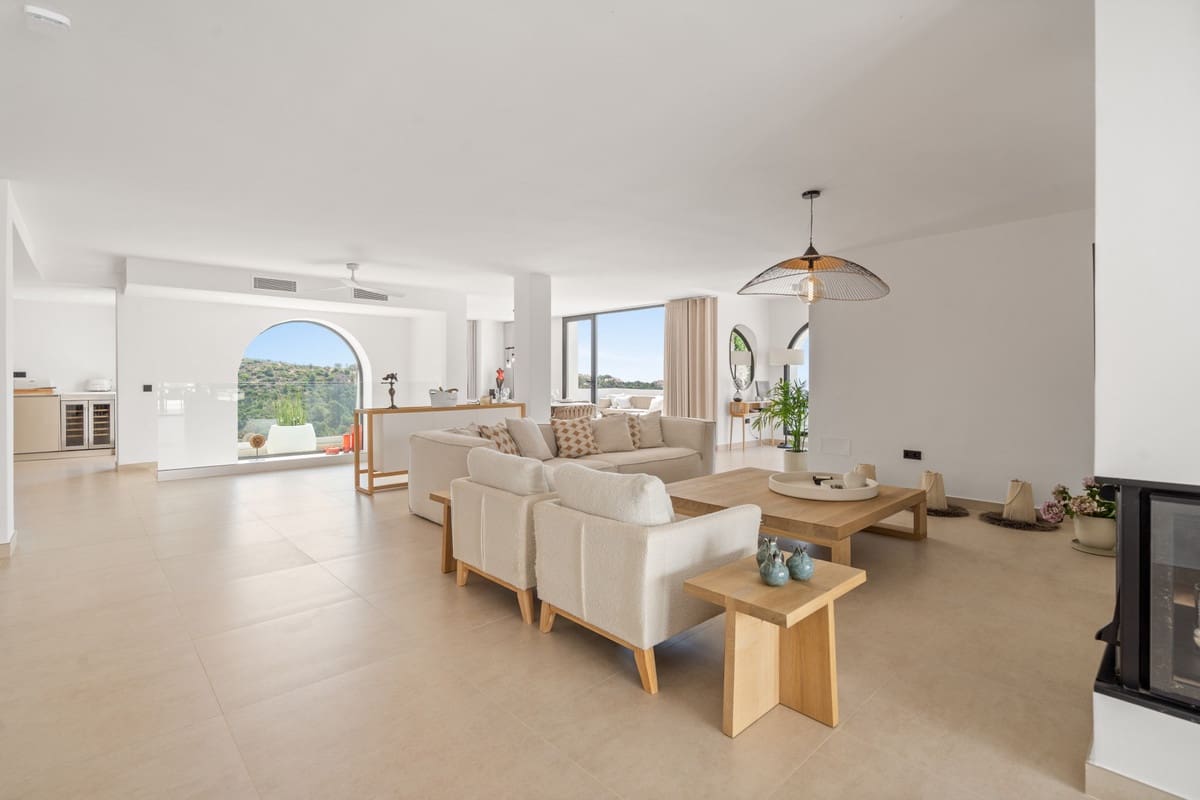 5 soveværelse Villa til salg i Nueva Andalucia med swimmingpool - € 4.950.000 (Ref: 9173278)