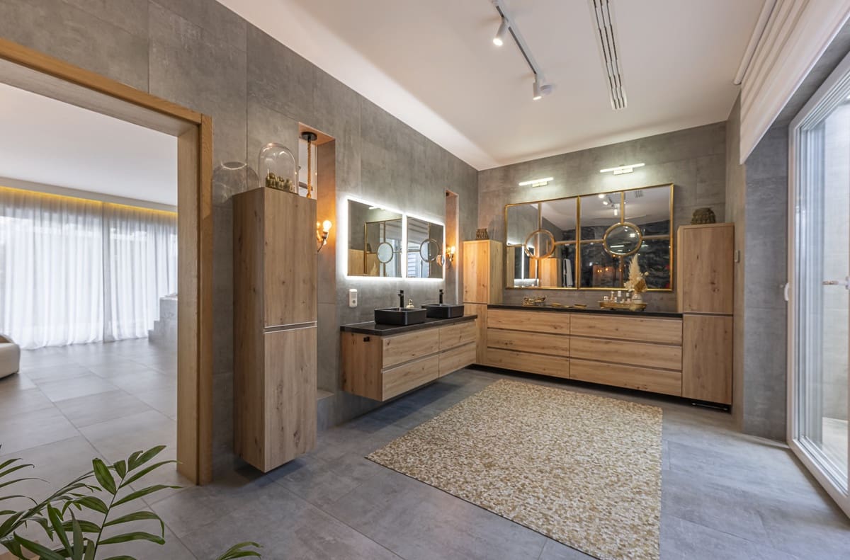 7 bedroom Villa for sale in Elviria with pool - € 6,800,000 (Ref: 9177689)